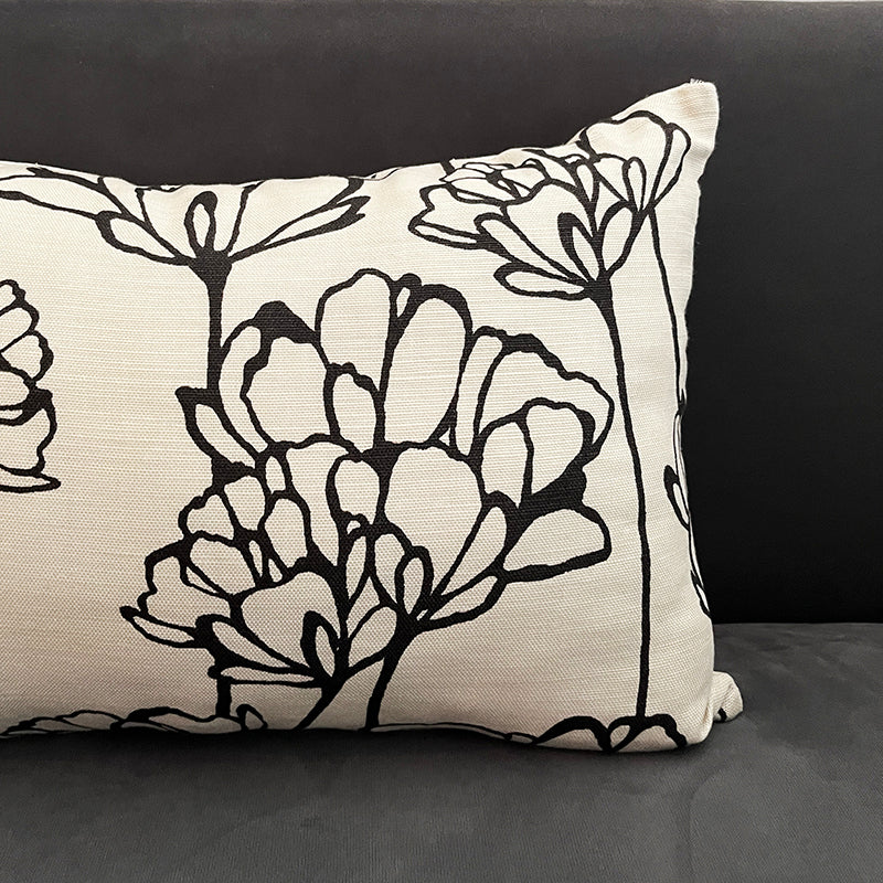 18"x12" Black/Natural Tulip Throw Pillow Cover