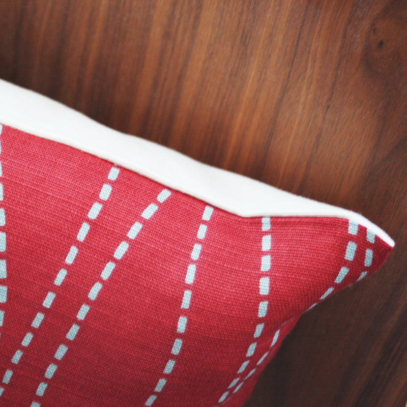 16"x16" Red/Blue Wavy Stripe Throw Pillow Cover